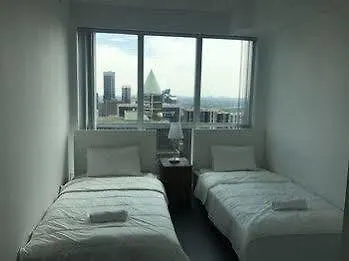 Kashaneh Guest House - Yonge Street Toronto
