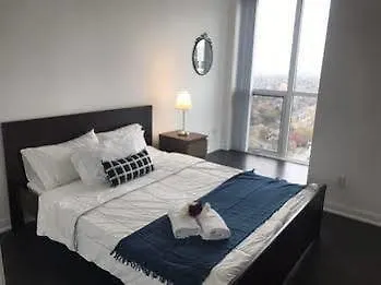 Hotel Kashaneh Guest House - Yonge Street Toronto